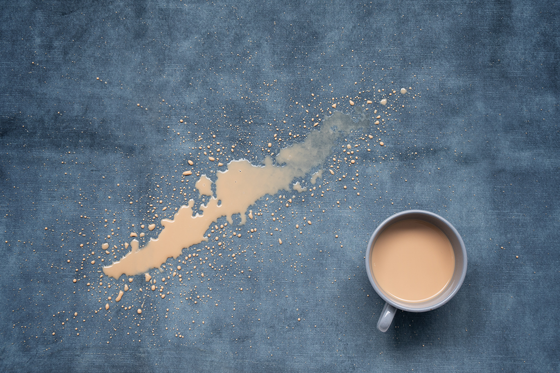 Jak skutecznie wyczyścić i wyprać kanapę?