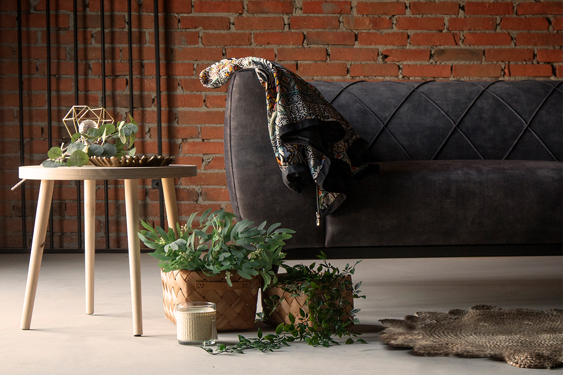 Jak urządzić mały salon – wybór kanap i narożników?